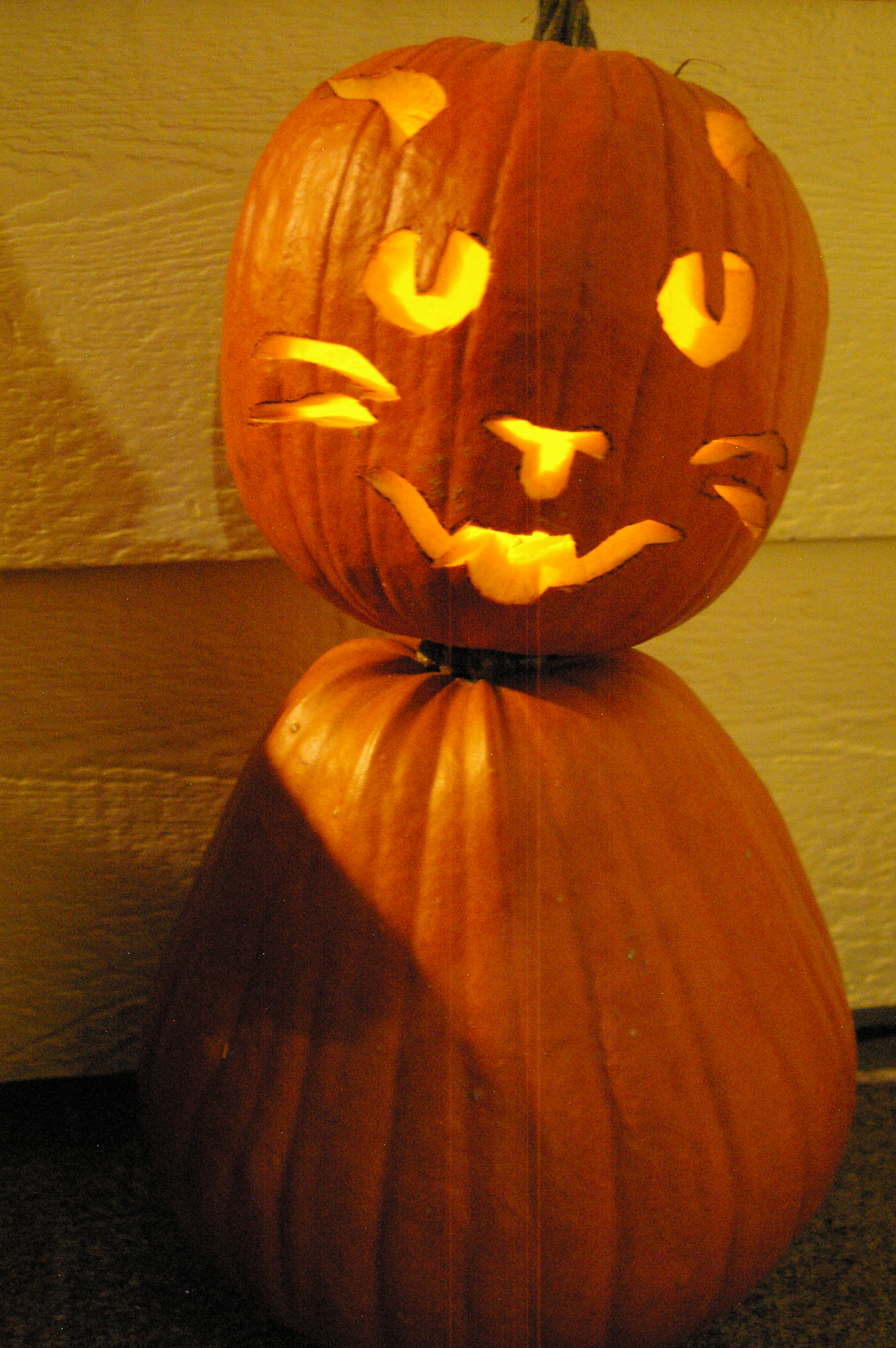 Pumpkin Carving - Step by Step Tinkering with Tony